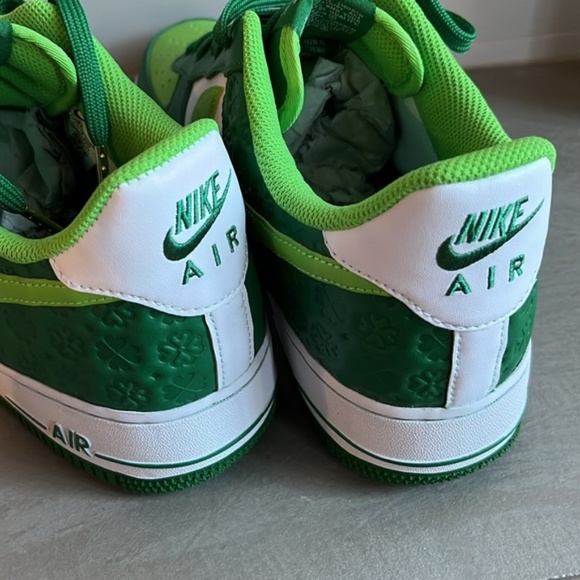 Nike Air Force 1 Low St. Patrick's Day 2021 Sneakers - Picture 11 of 13